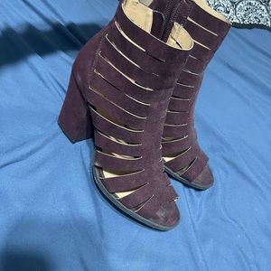 Burgundy heels, open toe wedge